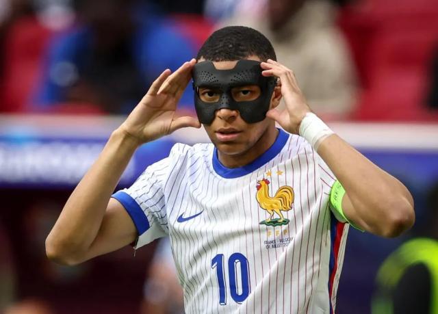 1720518400699083266.jpg 1720518389309.jpg