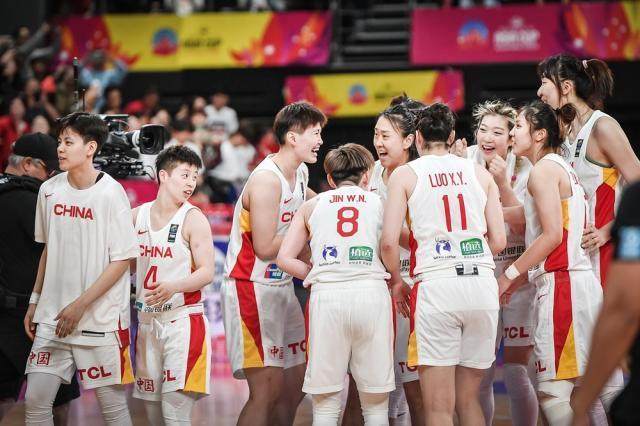 开云官方平台-女篮亚运阵容平均年龄25.7岁 小组赛对手实力平平